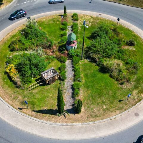 vegetation ville saint-thibault-des-vignes fleurs aménagement